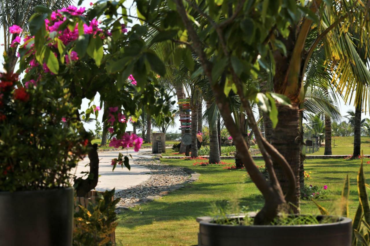 Bao Ninh Beach Resort Dong Hoi Bagian luar foto